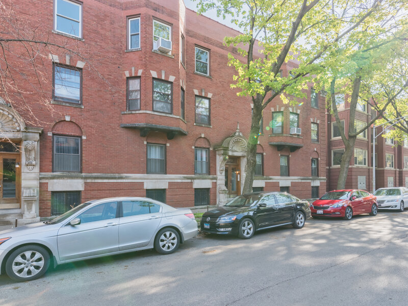 1327 E 52nd Street Chicago IL 60615
