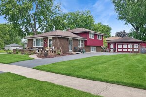 Photo of 4501 Concordia Court Midlothian IL 60445