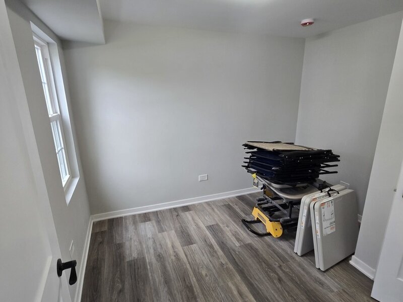 10615 Schubert Avenue Melrose Park IL 60164