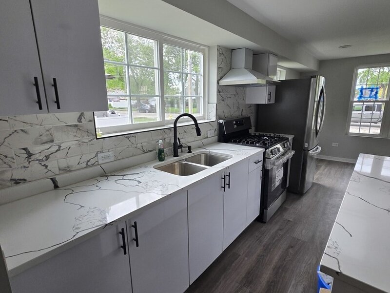 10615 Schubert Avenue Melrose Park IL 60164