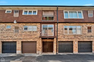 Photo of 9708 Nottingham Avenue Chicago Ridge IL 60415 Unit 1