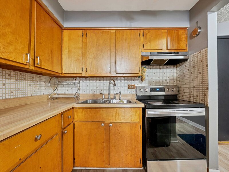 9708 Nottingham Avenue Chicago Ridge IL 60415