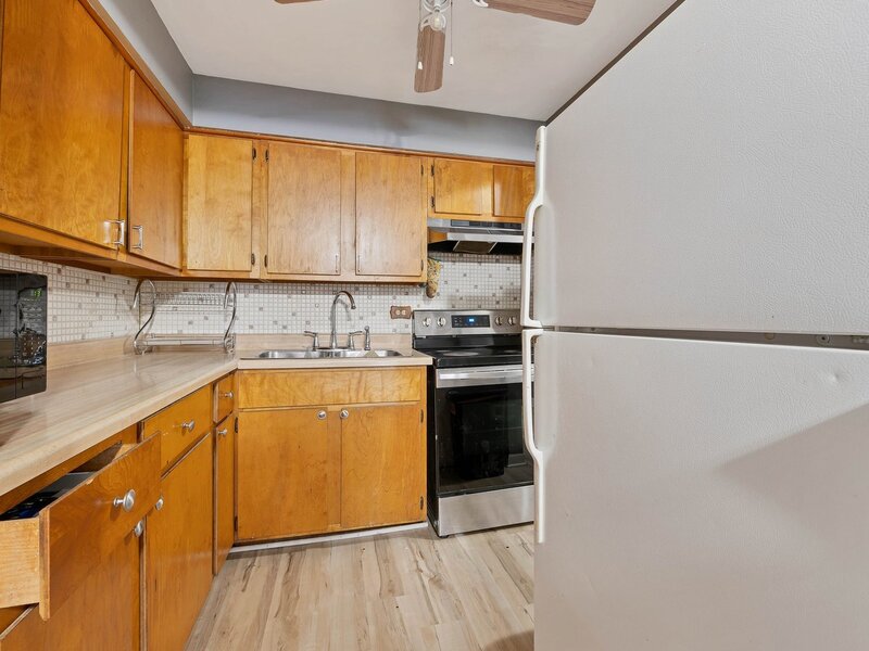 9708 Nottingham Avenue Chicago Ridge IL 60415