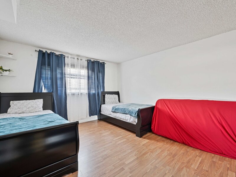 9708 Nottingham Avenue Chicago Ridge IL 60415
