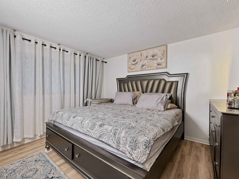 9708 Nottingham Avenue Chicago Ridge IL 60415