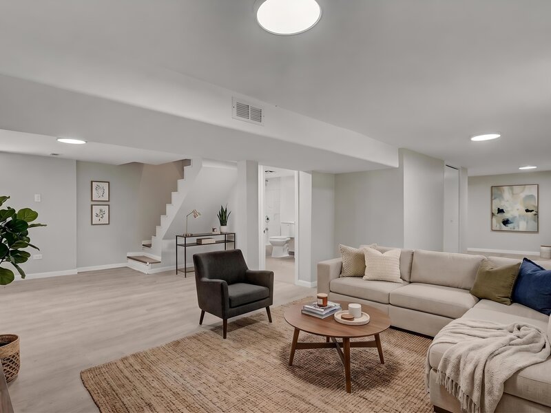 11916 S Stewart Avenue Chicago IL 60628