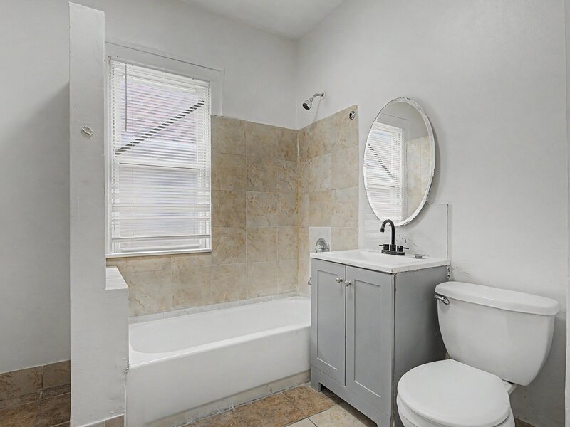 11916 S Stewart Avenue Chicago IL 60628