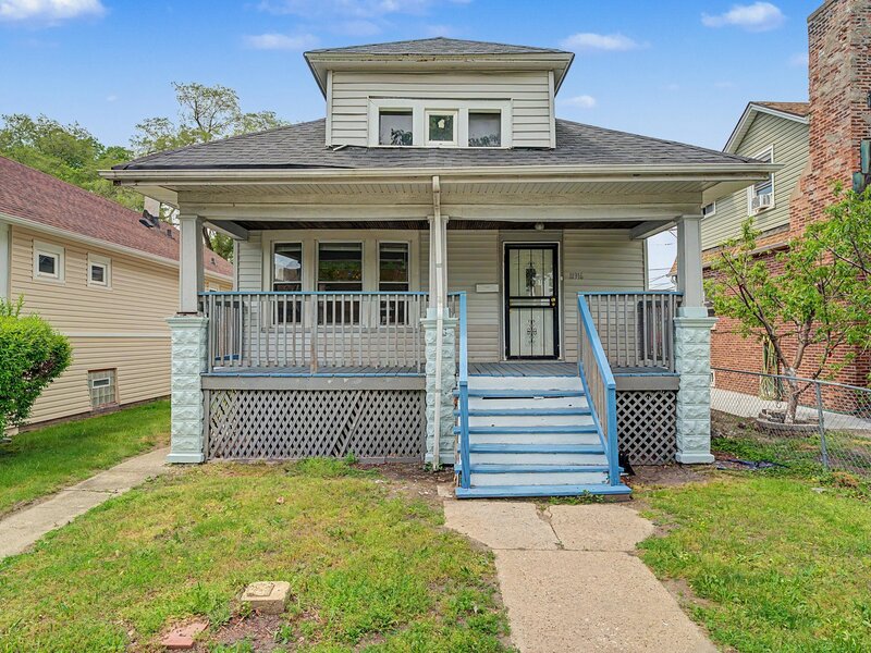 11916 S Stewart Avenue Chicago IL 60628