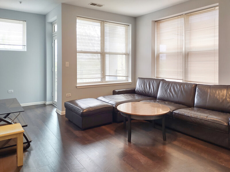3506 S State Street Chicago IL 60609