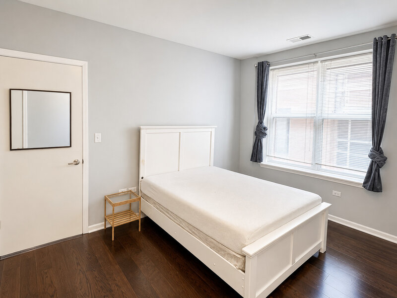 3506 S State Street Chicago IL 60609