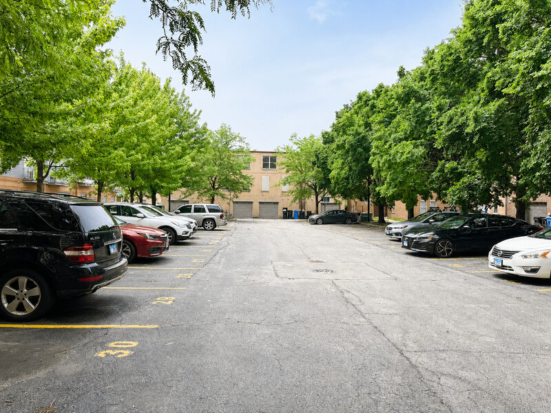 3506 S State Street Chicago IL 60609
