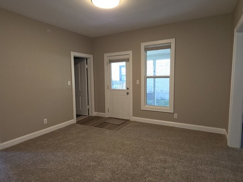 118 N Washington Street Carpentersville IL 60110