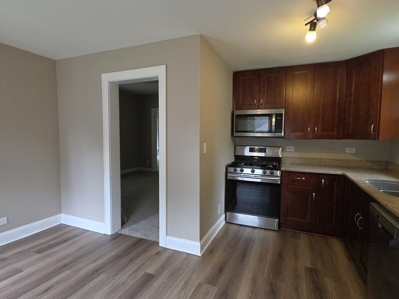 118 N Washington Street Carpentersville IL 60110