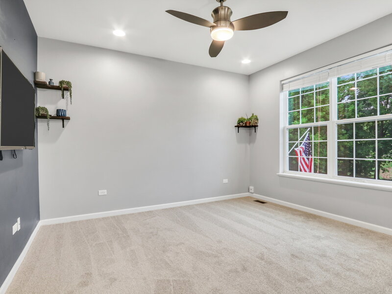 297 Lionel Drive Grayslake IL 60030