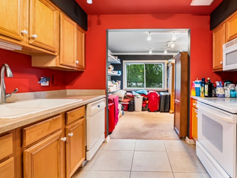 2431 E Brandenberry Court Arlington Heights IL 60004