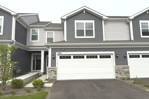 Photo of 341 Red Oak Circle Volo IL 60020