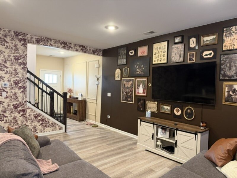 341 Red Oak Circle Volo IL 60020