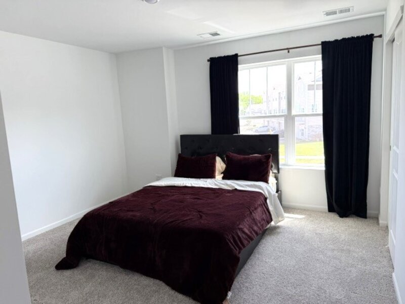 341 Red Oak Circle Volo IL 60020