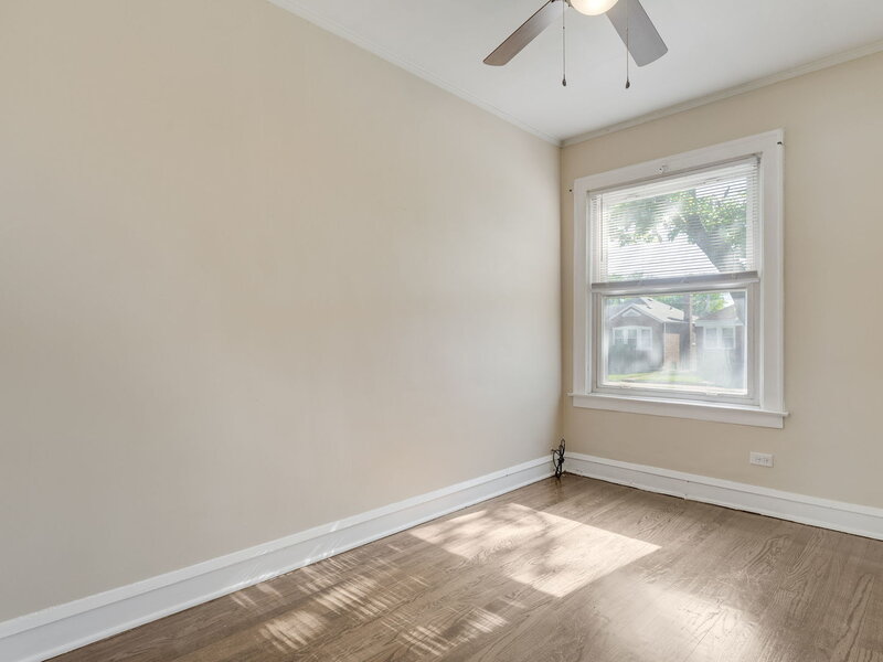 9836 S Drexel Avenue Chicago IL 60628