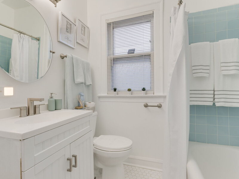 9836 S Drexel Avenue Chicago IL 60628