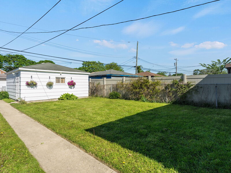 9836 S Drexel Avenue Chicago IL 60628