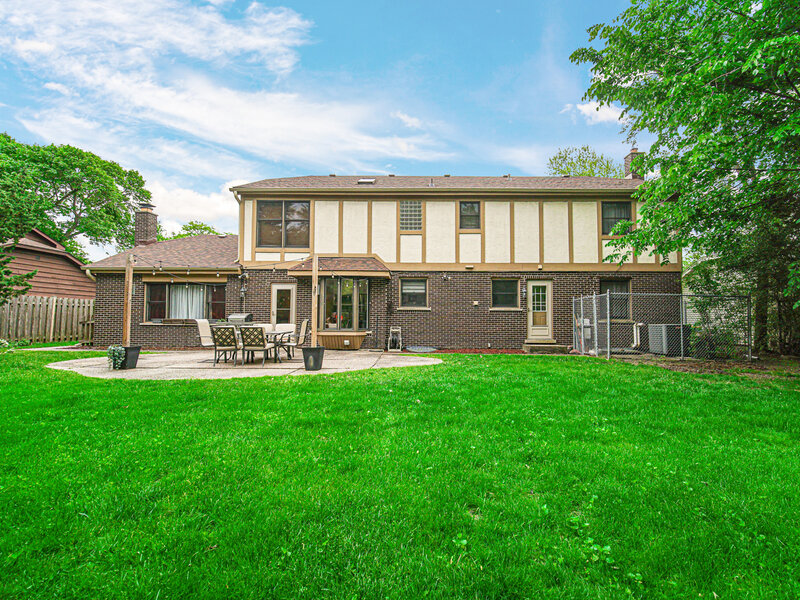 3818 Russett Lane Northbrook IL 60062