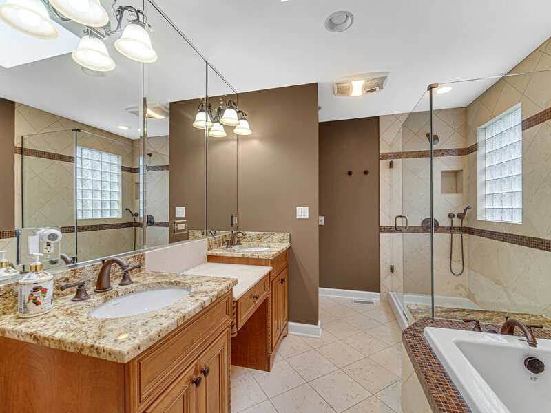 3818 Russett Lane Northbrook IL 60062