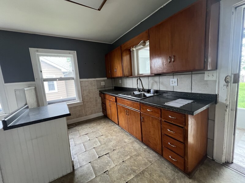 2520 183rd Street Lansing IL 60438