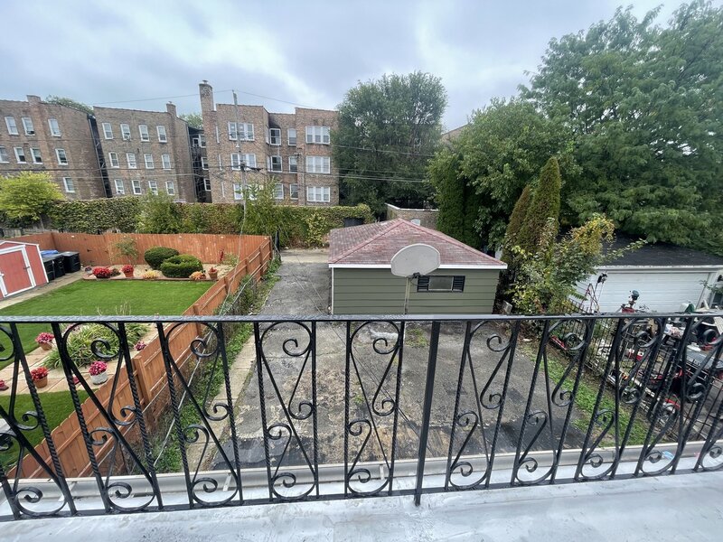 8023 S Yates Boulevard Chicago IL 60617