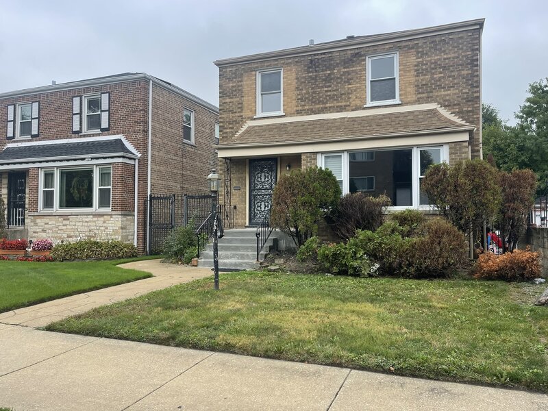 8023 S Yates Boulevard Chicago IL 60617