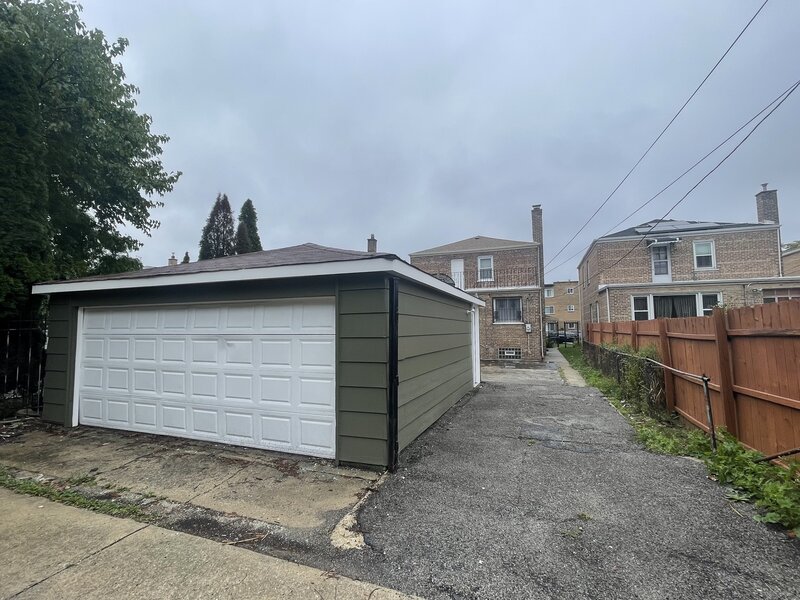 8023 S Yates Boulevard Chicago IL 60617