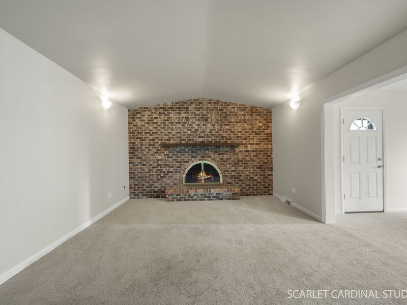 907 Secretariat Drive Naperville IL 60540