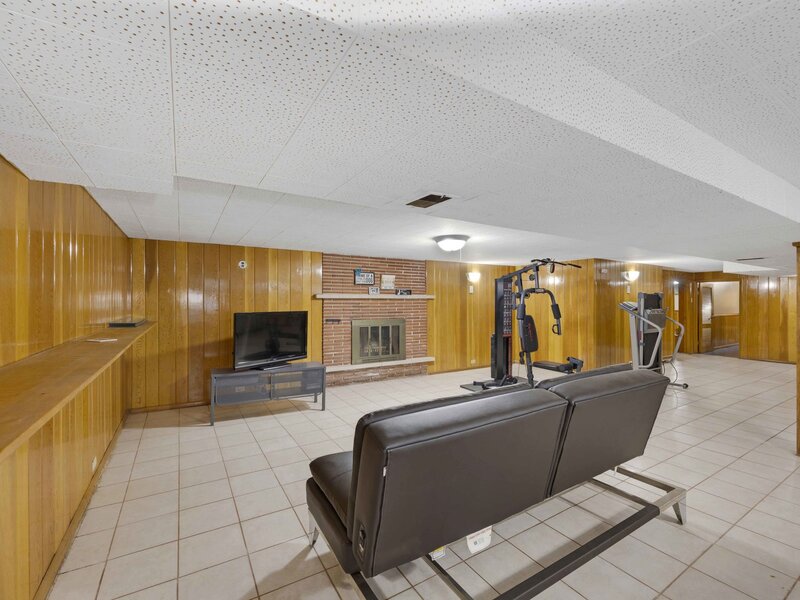 2307 Flossmoor Road Flossmoor IL 60422