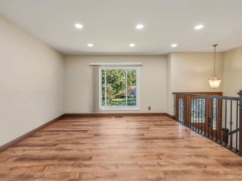 412 Sherwood Drive Streamwood IL 60107
