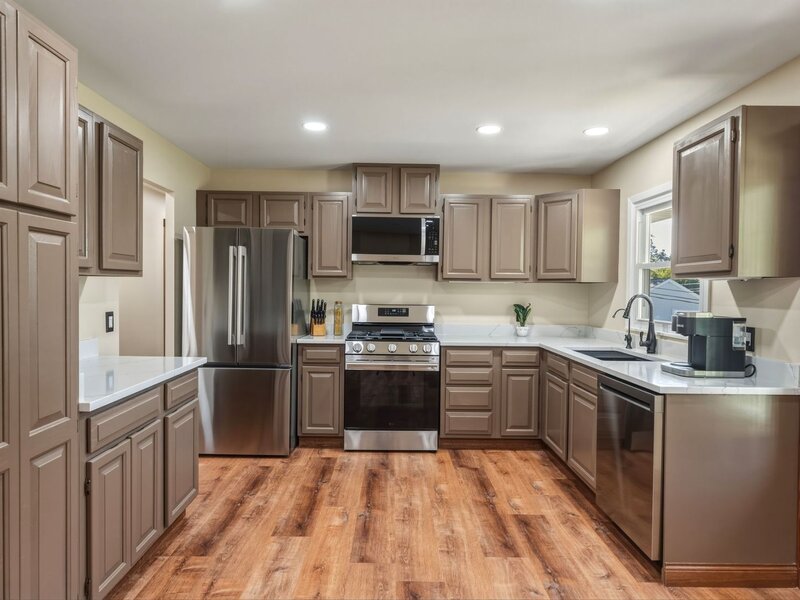 412 Sherwood Drive Streamwood IL 60107