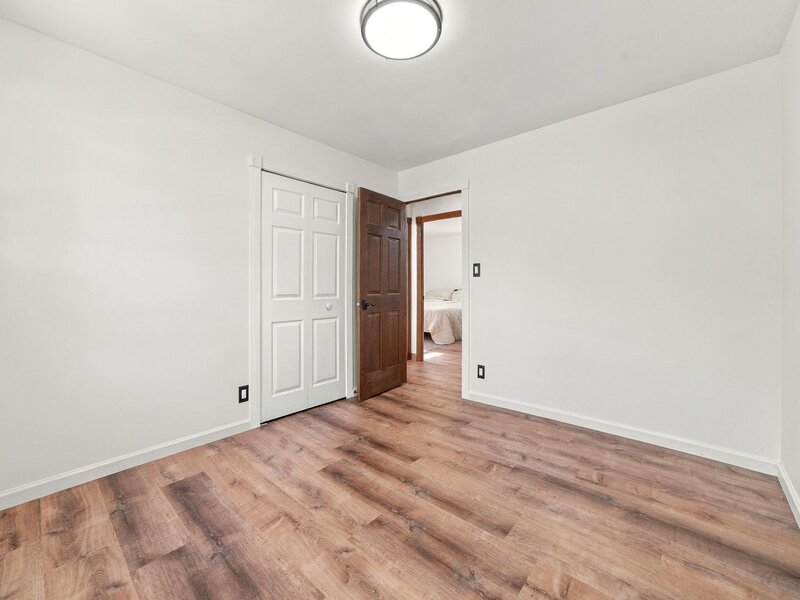 412 Sherwood Drive Streamwood IL 60107