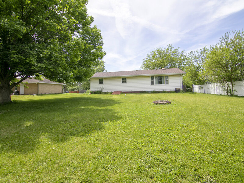 1572 Cardinal Drive Bourbonnais IL 60914