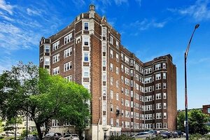 Photo of 6334 N Sheridan Road Chicago IL 60660 Unit 3E