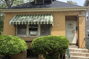 Photo of 10201 S Princeton Avenue Chicago IL 60628