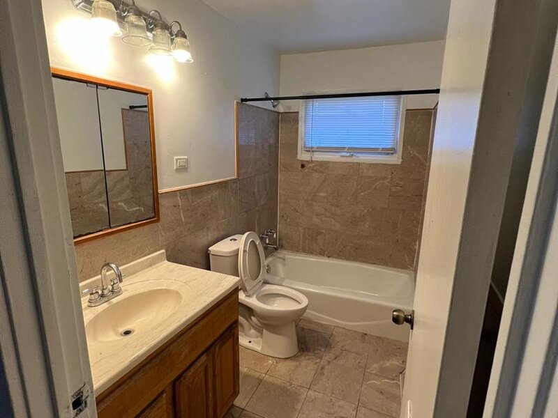 16442 Honore Avenue Markham IL 60428