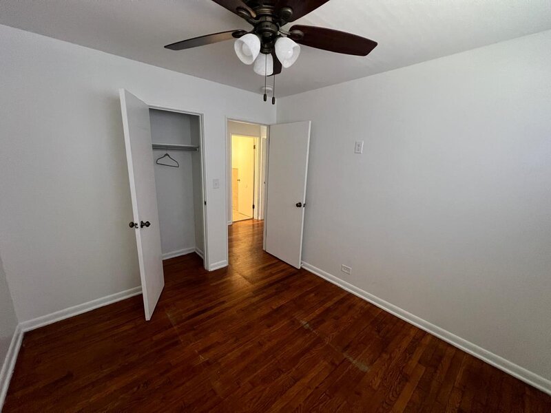 16442 Honore Avenue Markham IL 60428