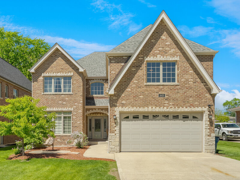 643 W Crockett Avenue Elmhurst IL 60126