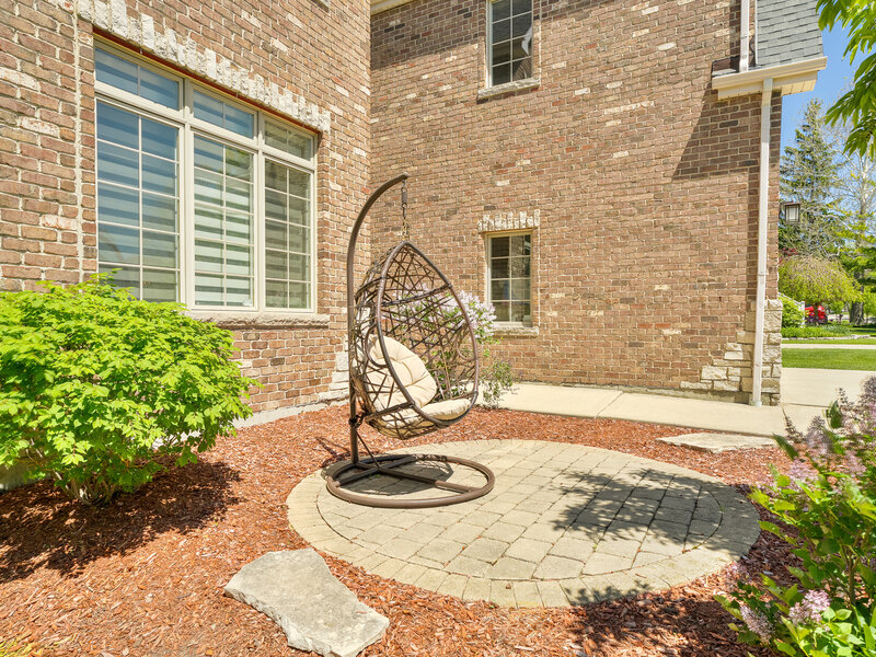 643 W Crockett Avenue Elmhurst IL 60126