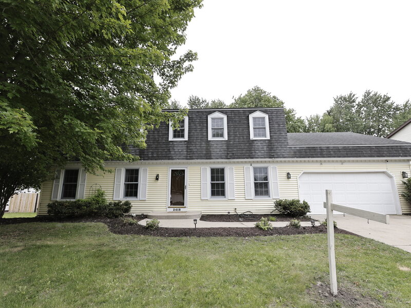 2418 Flambeau Drive Naperville IL 60564