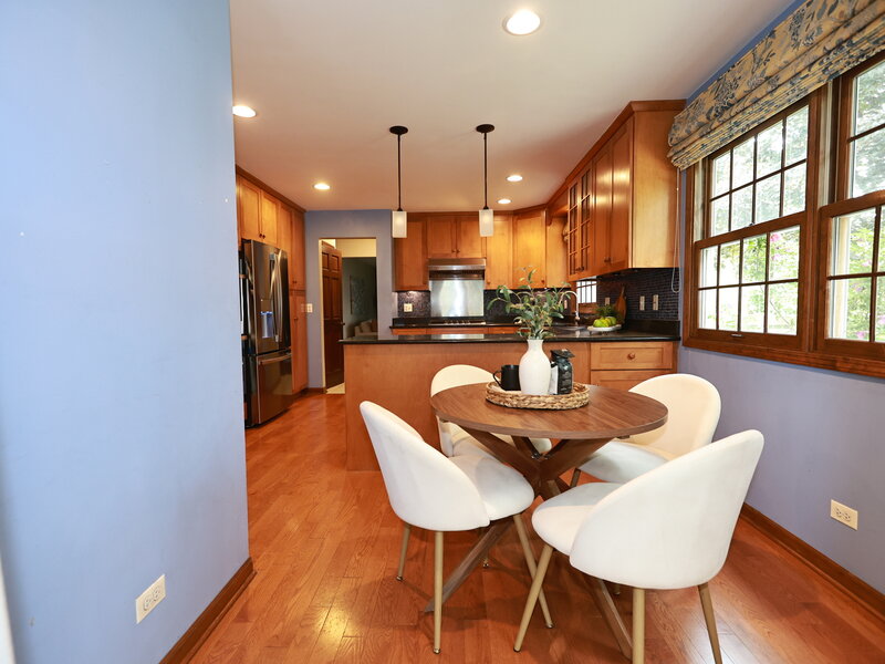 2418 Flambeau Drive Naperville IL 60564