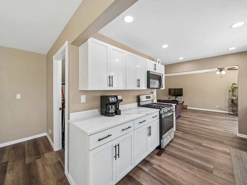 319 W Central Avenue Lombard IL 60148