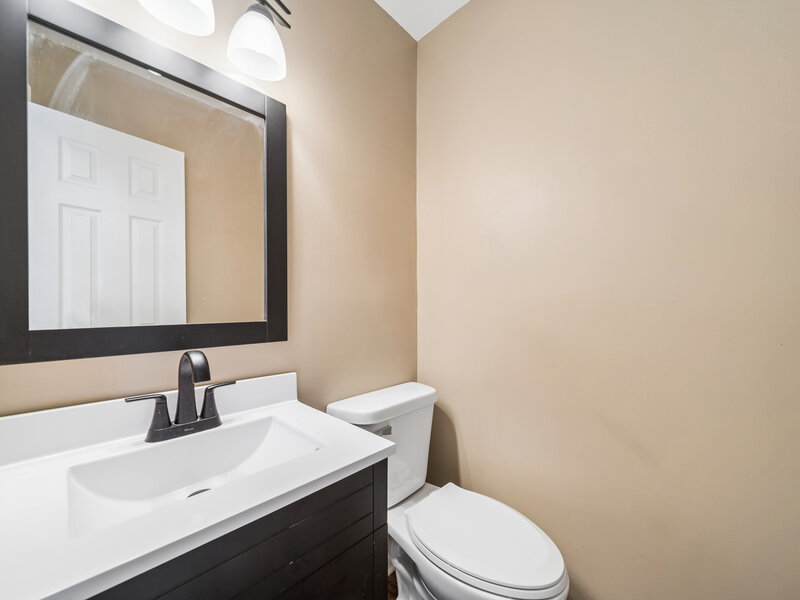 319 W Central Avenue Lombard IL 60148