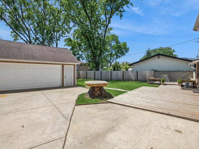 319 W Central Avenue Lombard IL 60148