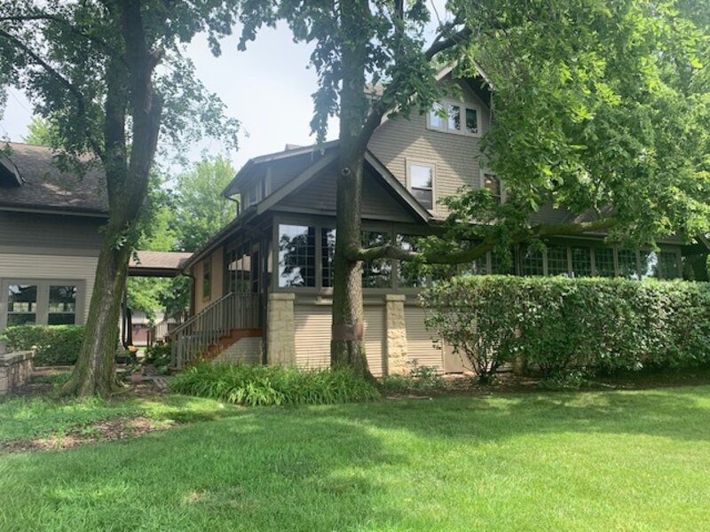1516 S Batavia Avenue Geneva IL 60134