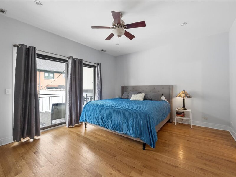 1909 W North Avenue Chicago IL 60622
